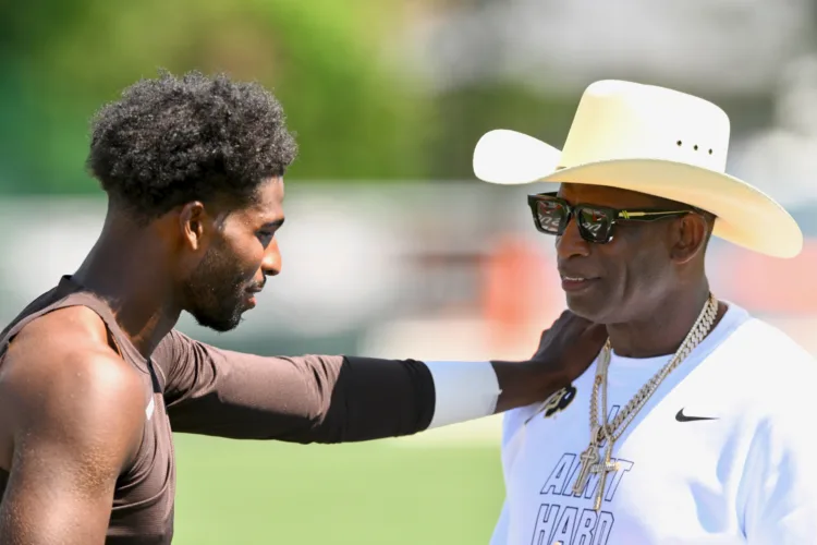 As son vies for QB job, Deion Sanders visits Browns camp